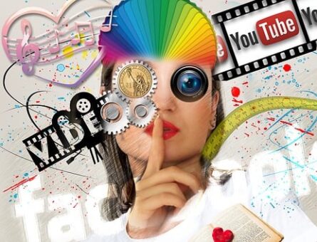 social-media-1233873_640